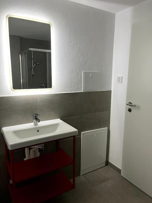 1-Zimmer-Apartment Am Bodensee Юберлінген Екстер'єр фото